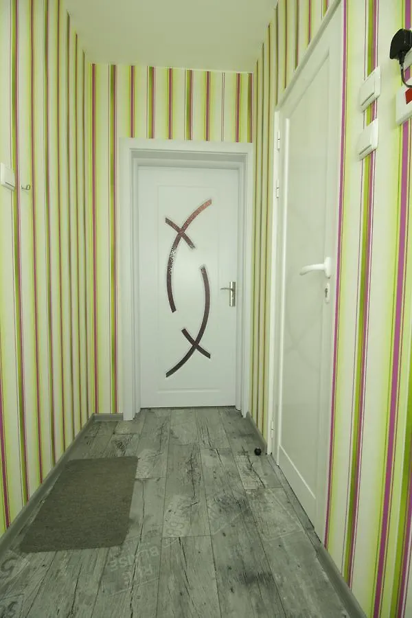 Super Mario V.I.P. Apartment Sofía